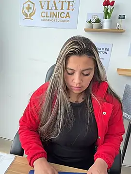 LIZ-06_ webcam