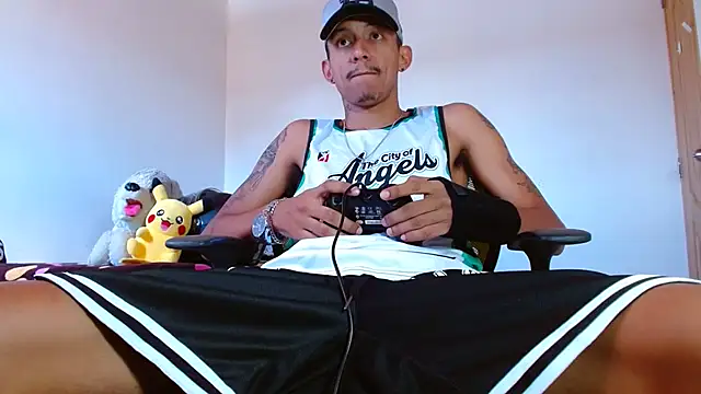 skinny23cm webcam