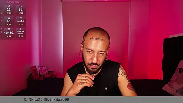 nika_1312 webcam