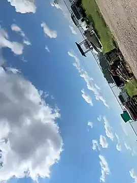 SukItSlo444 webcam
