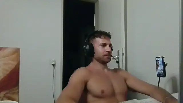 alpha-hunk webcam