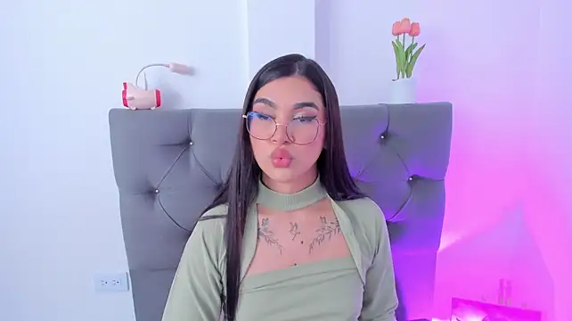 RoseCassie webcam