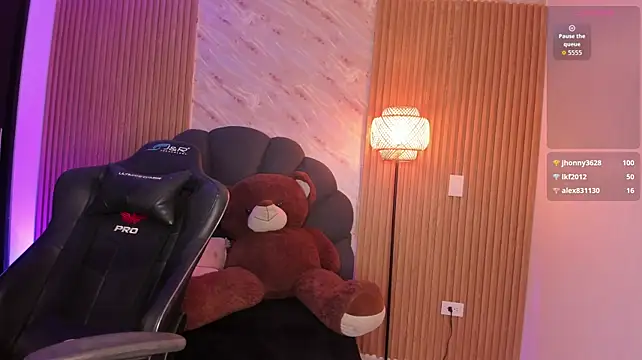 ashly_moonn webcam
