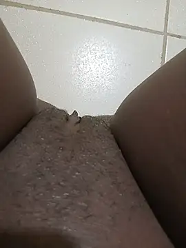 AishaBashilah webcam