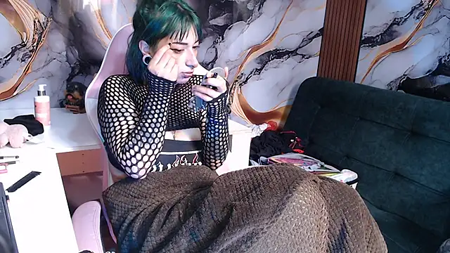 _weird_sativa webcam