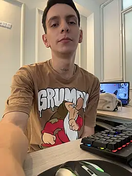 Liam_Fiire webcam