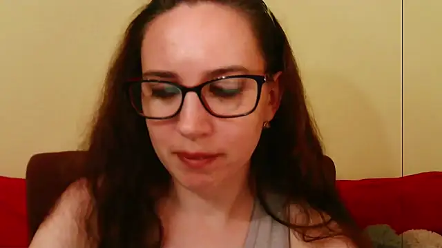 EmilyHotAngel webcam