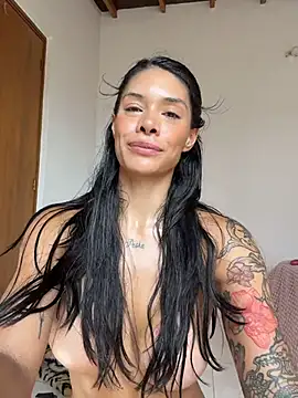 SiennaLuvs webcam