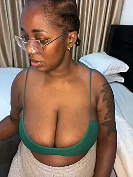 Honeylust26 webcam