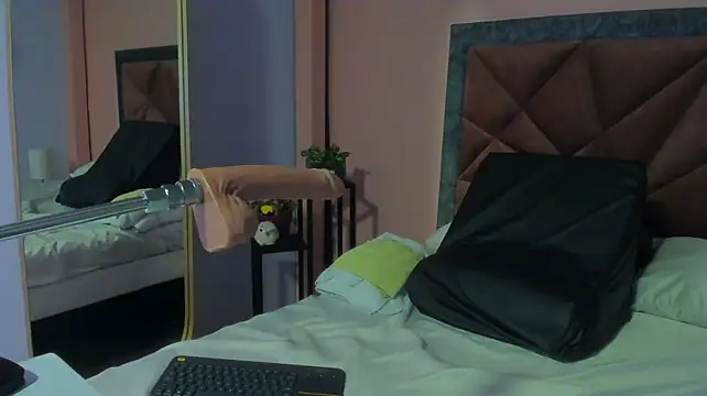 Moni_risitos webcam
