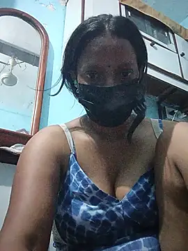 hot_priyaaa webcam