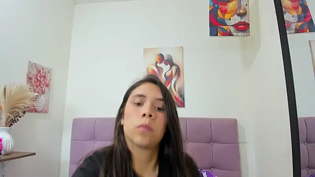 Alaia_wishx webcam