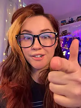 JennKenobi webcam