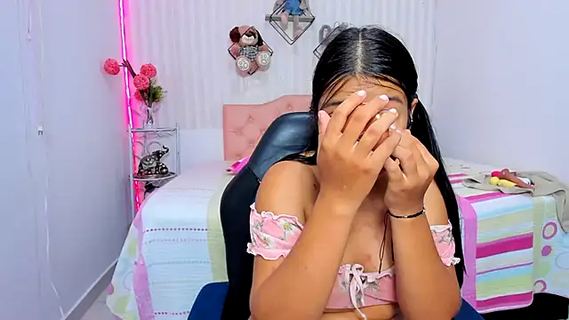 zara_cute webcam