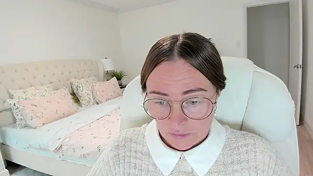 Vika73 webcam