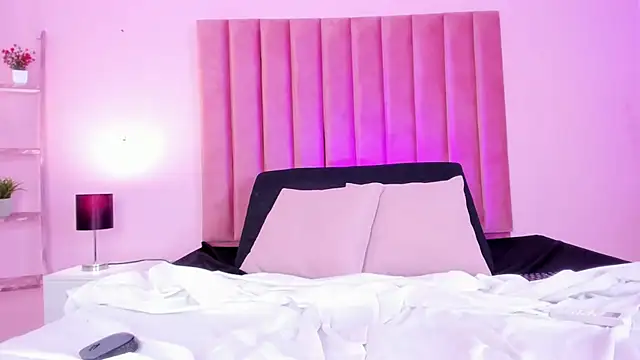 BellaGracee webcam