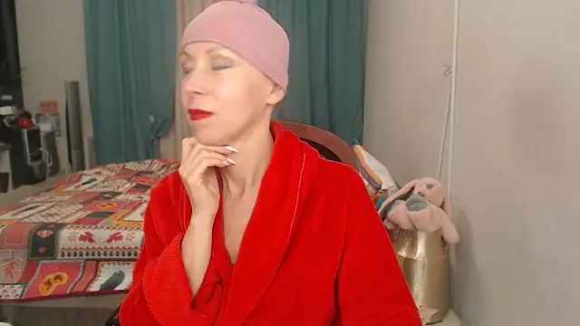LuxuryNika live cam on StripChat