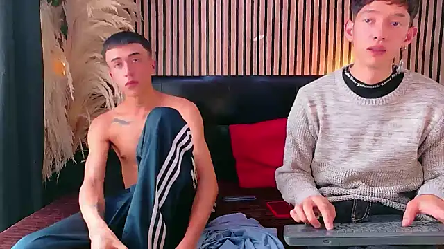 heyy_noah11 webcam