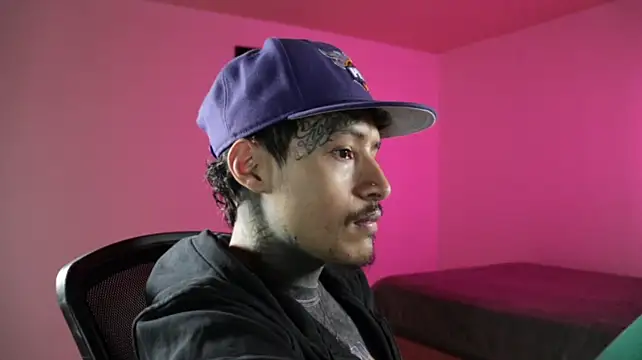trieone webcam