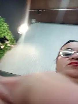 OneLustyBBW live cam on StripChat