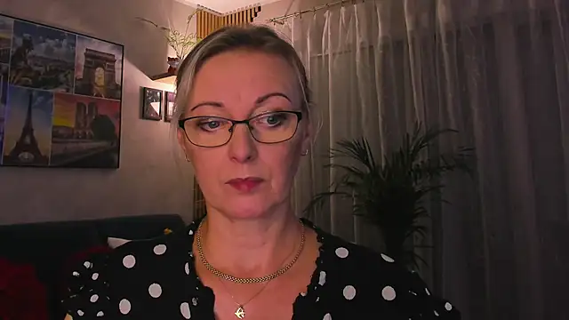 vanessa_chat