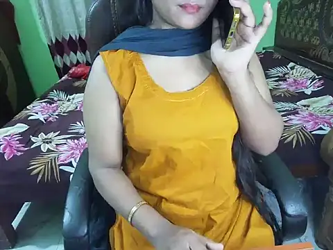 BengaliQueenStar webcam