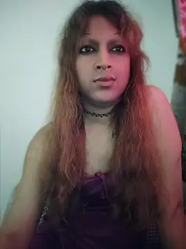 MmmMoniikaBabie webcam