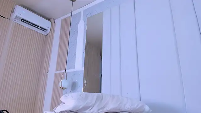 VesperVelvet webcam