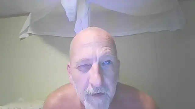 Yankeedave420 webcam