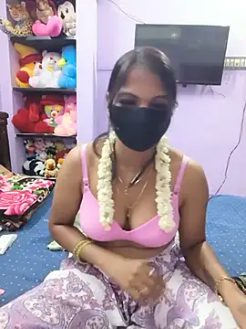 Tamil_Ishu webcam