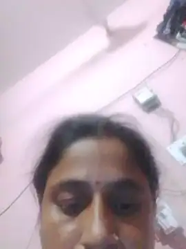 Varsha_96 webcam