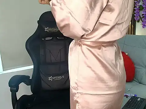 alice_sexy18