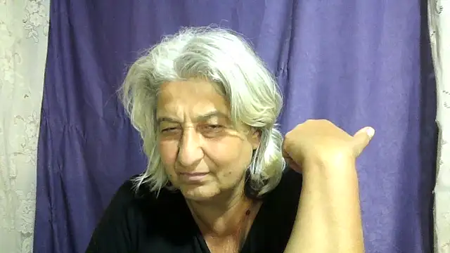 ExquisiteMature webcam