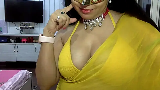 yourradhika - mature cam girl on stripchat, speaks English