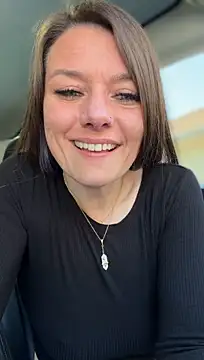 LadyLena1 webcam