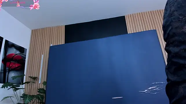 EvaaLovia1