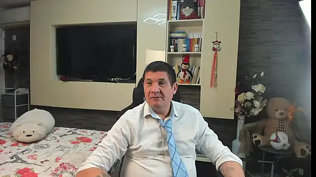 SpartacusDaddy48 webcam