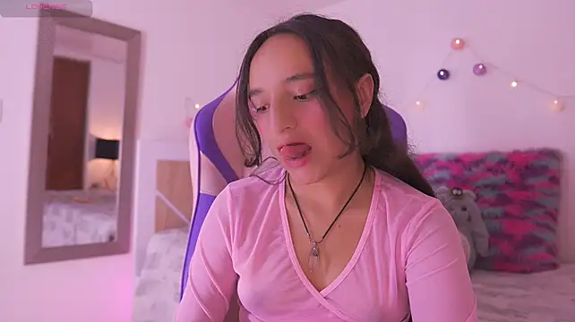 _emily_jonexs