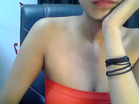 Hot_Deepansi02