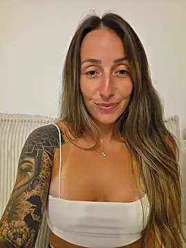 NicoleKaiser