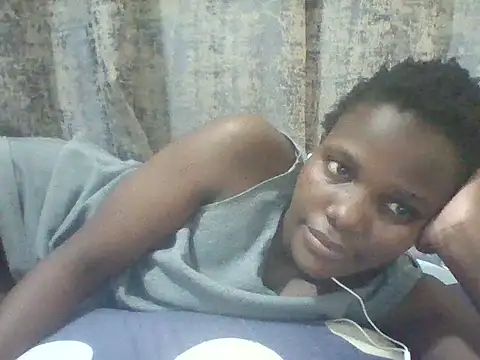 tina_2030 webcam