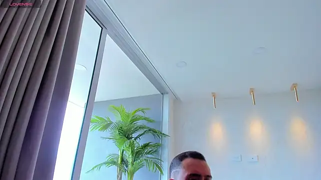 leo_king7
