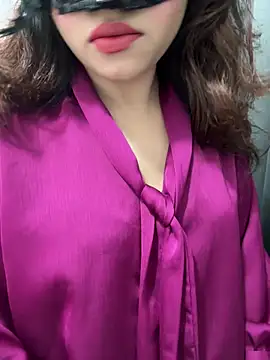 Yours_riya11 live cam preview