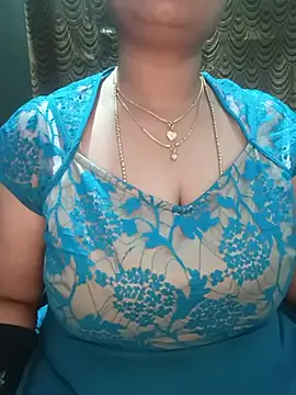 Anusha_Telugu_Ammai