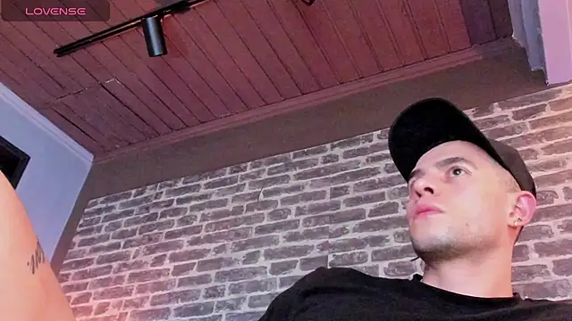 Raziel_Duskbane webcam