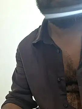 Being_zaroon webcam