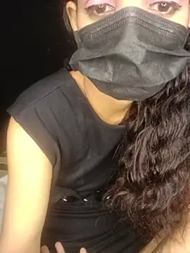 long_quiin_ webcam