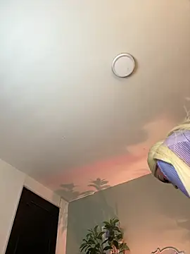 YariRose webcam