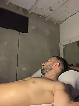 Andressch07 live cam on StripChat