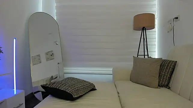 Ori_valentina webcam